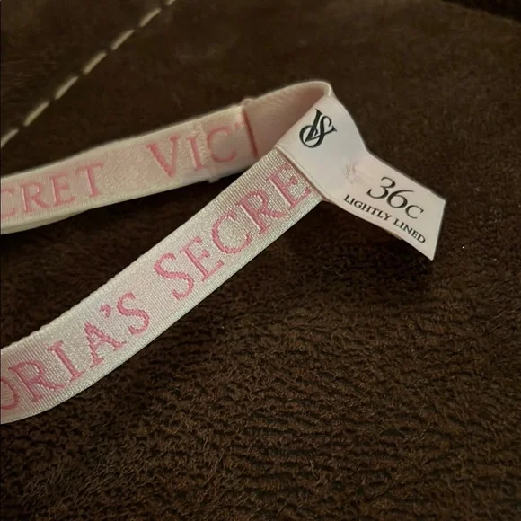 Victoria's Secret Pink Lace Bra with Adjustable Straps - Picture 5 of 13